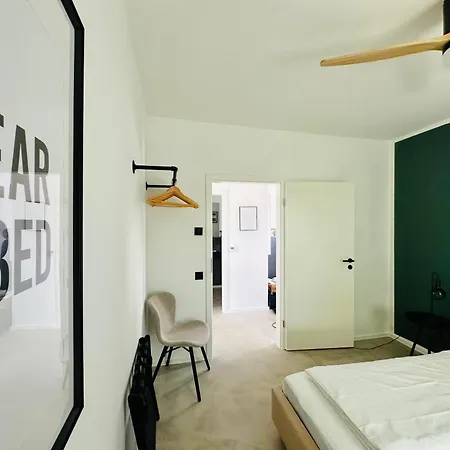 Vakantiehuis Modern Und Stilvoll Eingerichtetes Tiny House