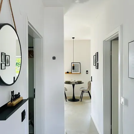 Modern Und Stilvoll Eingerichtetes Tiny House Stadtbergen